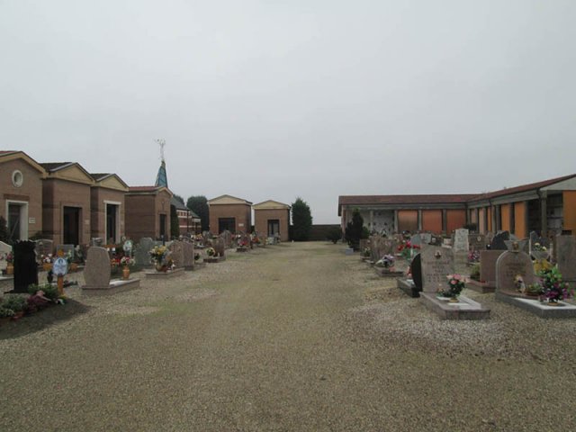 pilastri---cimitero-1-05-01-2014-1